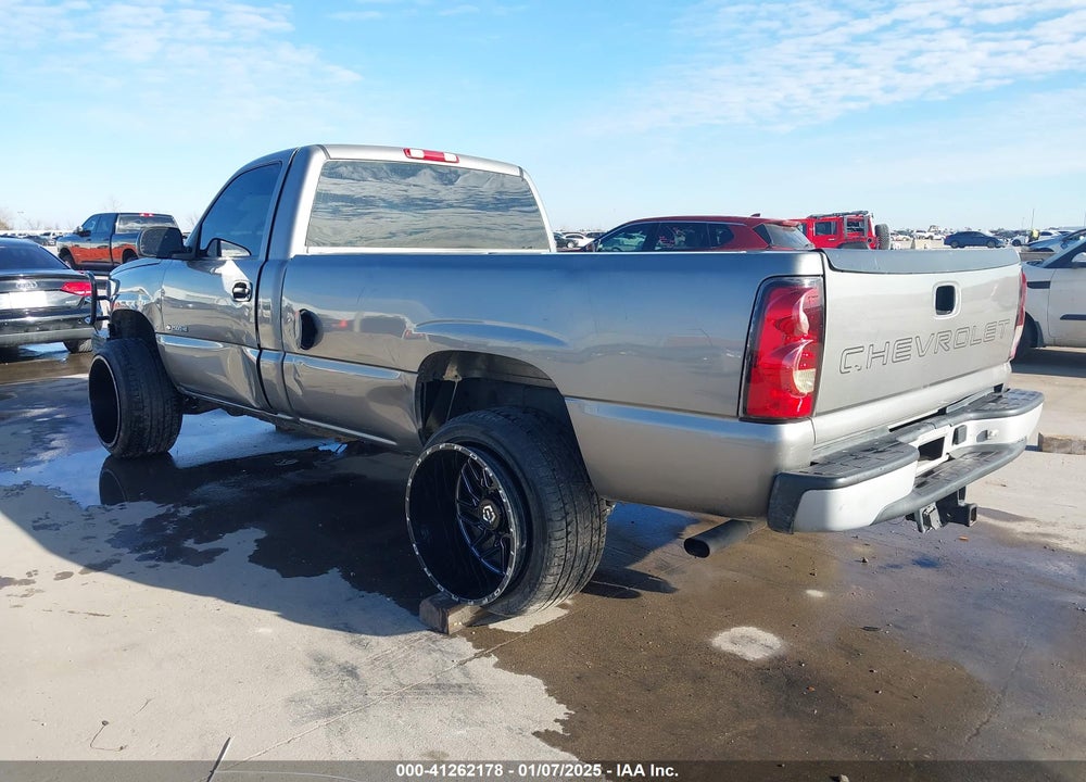 2006 CHEVROLET SILVERADO 2500HD WORK TRUCK VIN: 1GCHK24U86E251916