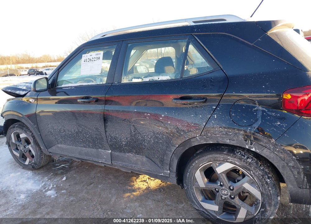 2024 HYUNDAI VENUE VIN: KMHRC8A38RU312638