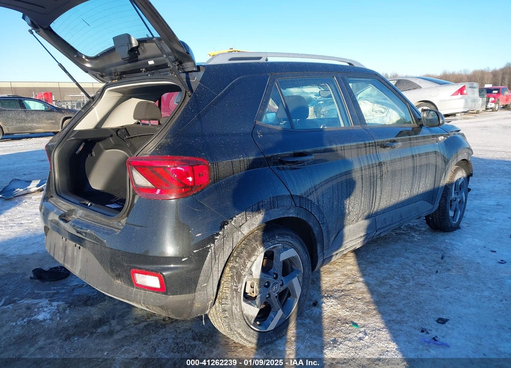 2024 HYUNDAI VENUE VIN: KMHRC8A38RU312638