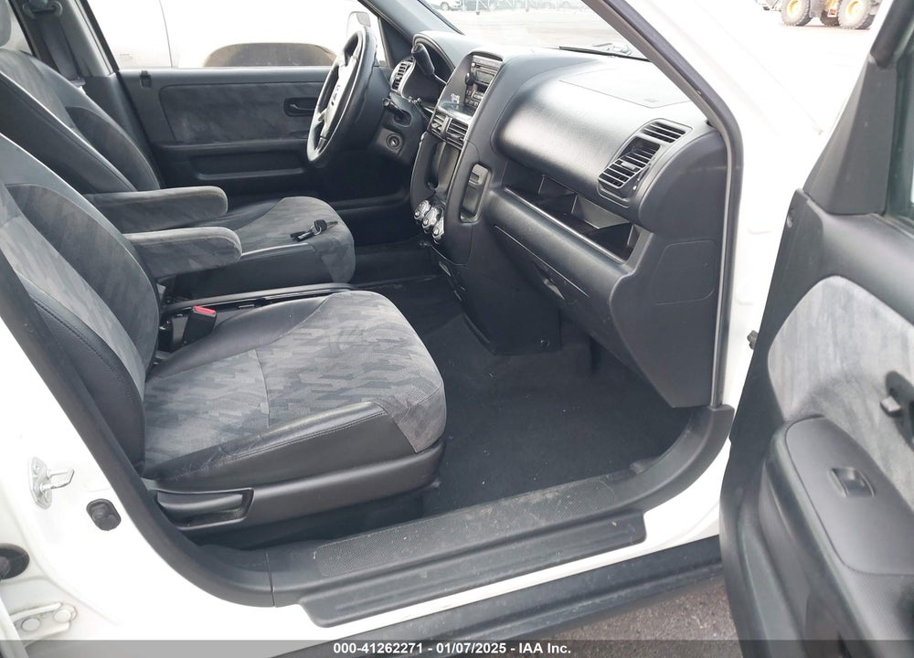 2004 HONDA CR-V EX VIN: SHSRD78824U201557
