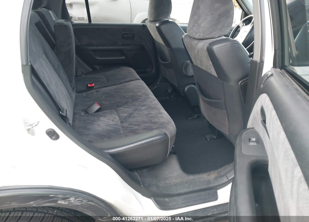 2004 HONDA CR-V EX VIN: SHSRD78824U201557