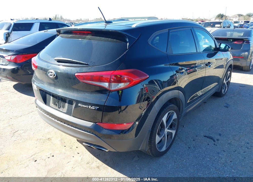 2016 HYUNDAI TUCSON SPORT VIN: KM8J33A22GU098492