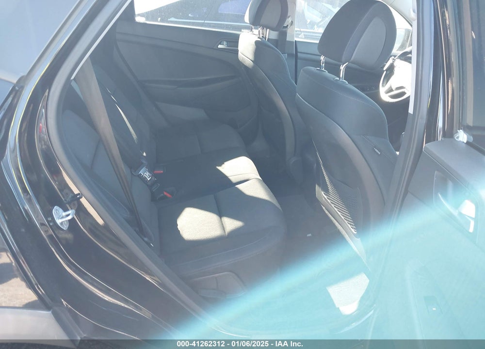 2016 HYUNDAI TUCSON SPORT VIN: KM8J33A22GU098492