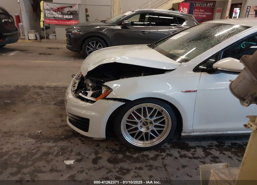 2017 VOLKSWAGEN GOLF GTI VIN: 3VW4T7AU1HM003269