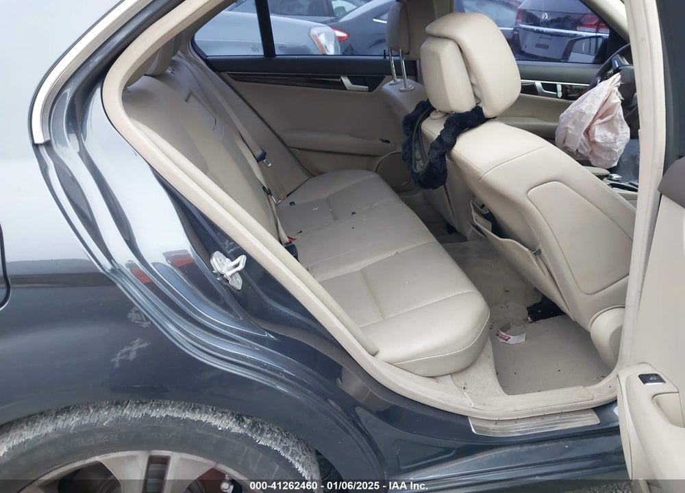 2013 MERCEDES-BENZ C 250 VIN: WDDGF4HB6DR241028