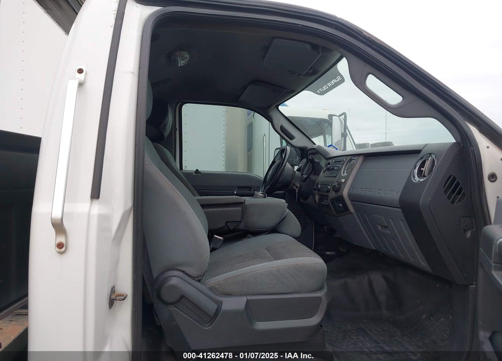2015 FORD F-650 GAS XL/XLT VIN: 3FRNF6HP3FV624581