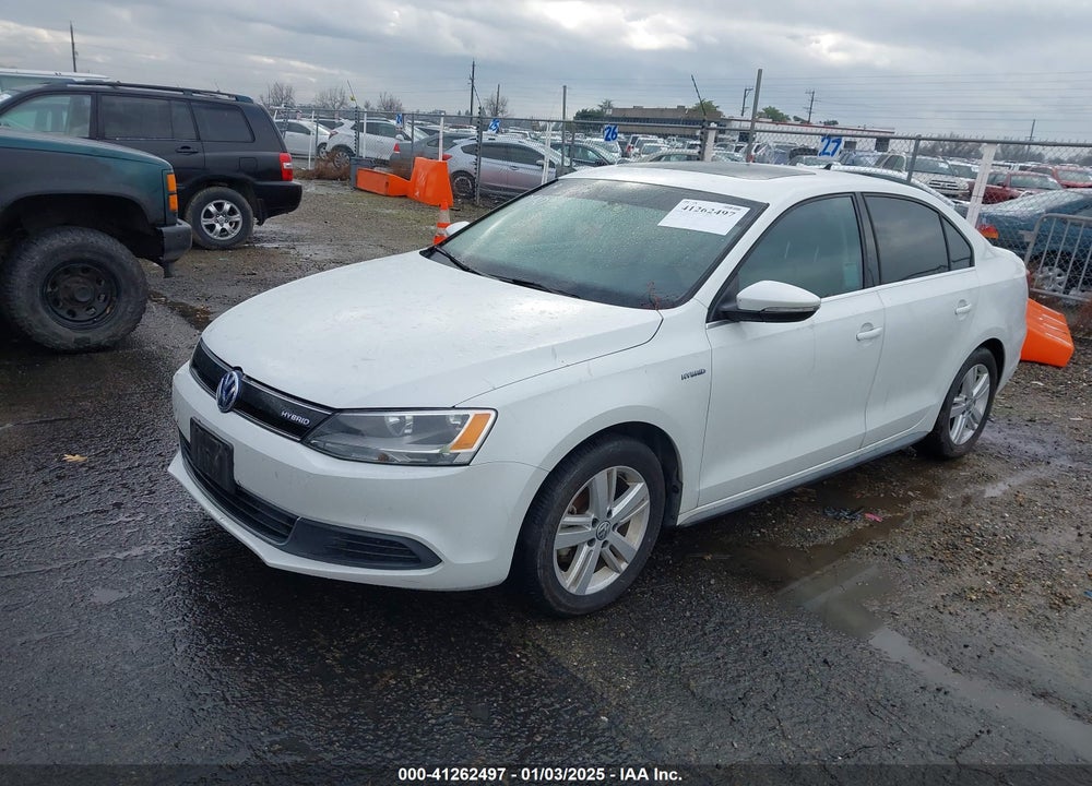 2013 VOLKSWAGEN JETTA HYBRID SEL VIN: 3VW637AJ8DM311869