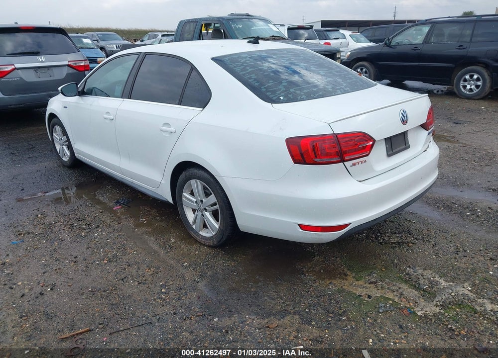 2013 VOLKSWAGEN JETTA HYBRID SEL VIN: 3VW637AJ8DM311869