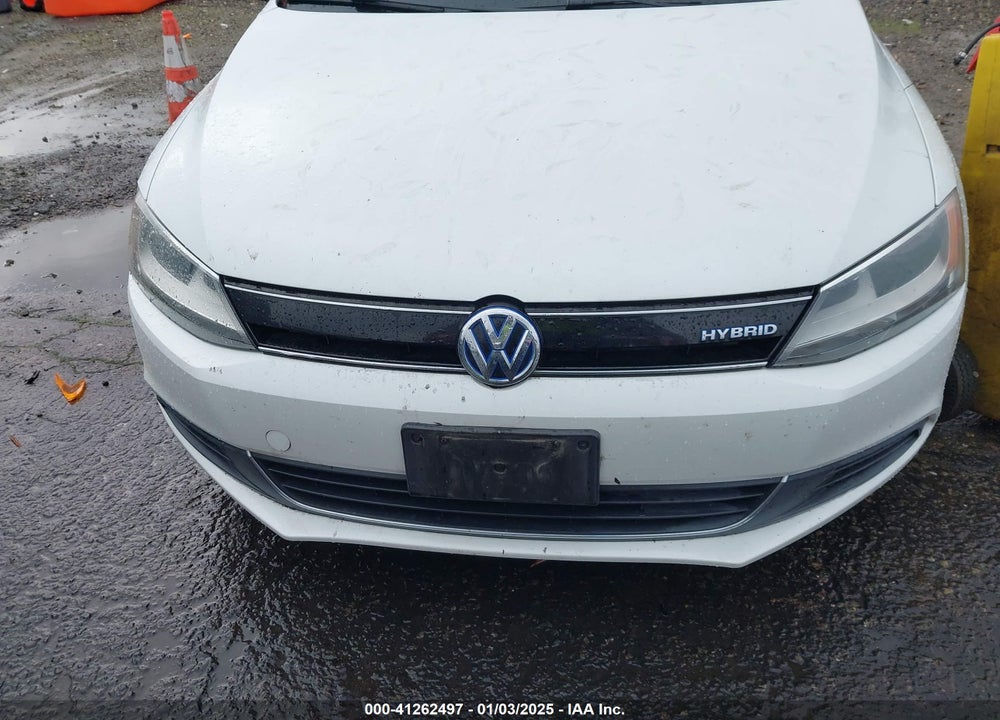 2013 VOLKSWAGEN JETTA HYBRID SEL VIN: 3VW637AJ8DM311869