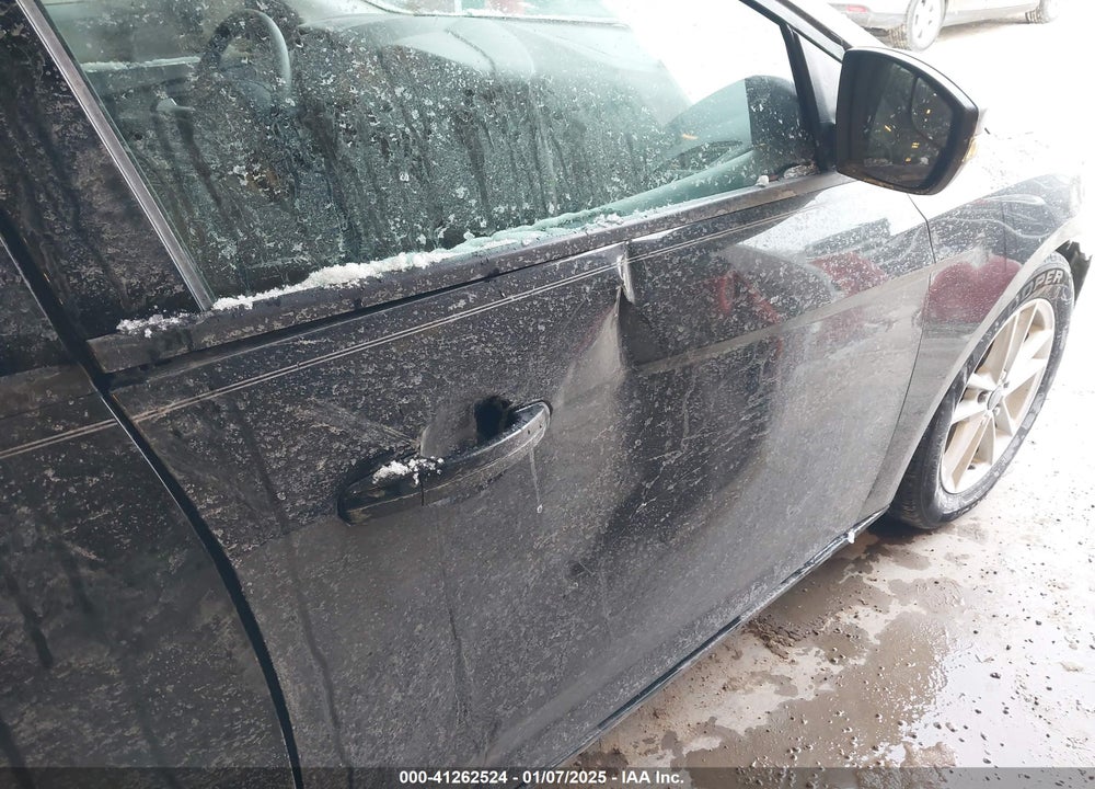 2015 FORD FOCUS VIN: 1FADP3F29FL374210