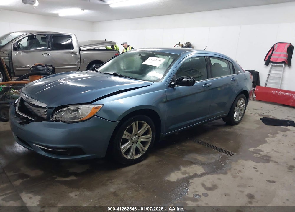 2011 CHRYSLER 200 VIN: 1C3BC1FB2BN623774