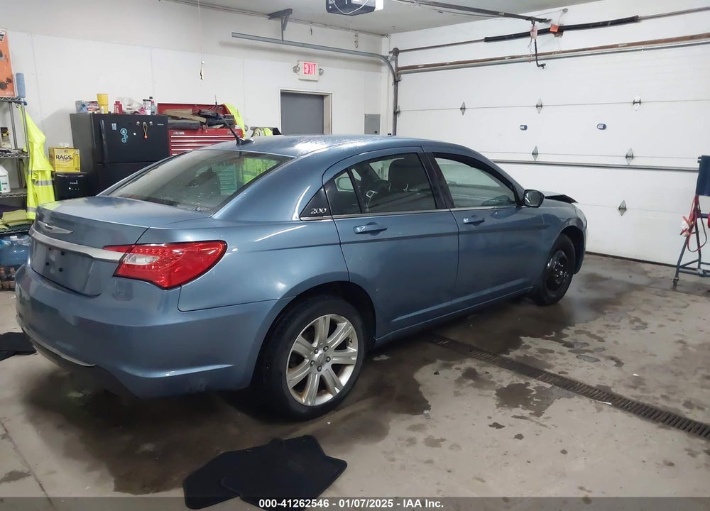 2011 CHRYSLER 200 VIN: 1C3BC1FB2BN623774