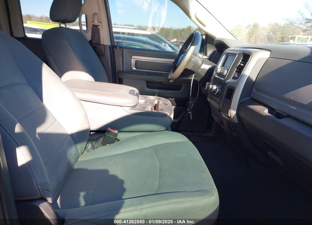 2015 RAM 1500 VIN: 1C6RR6GG3FS521673