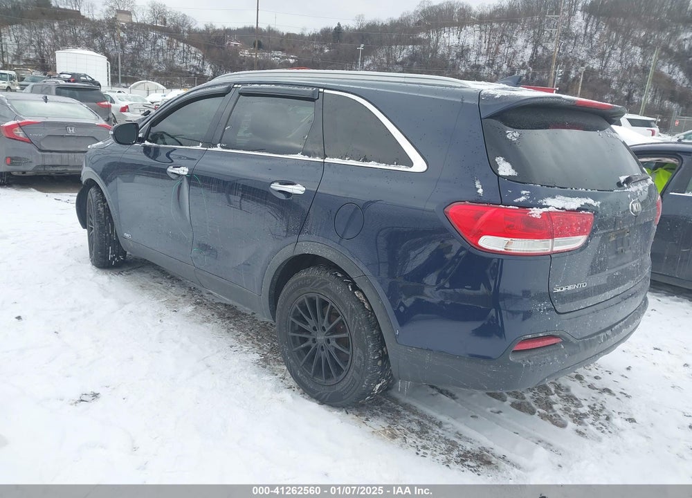 2016 KIA SORENTO 2.4L LX VIN: 5XYPGDA35GG016029
