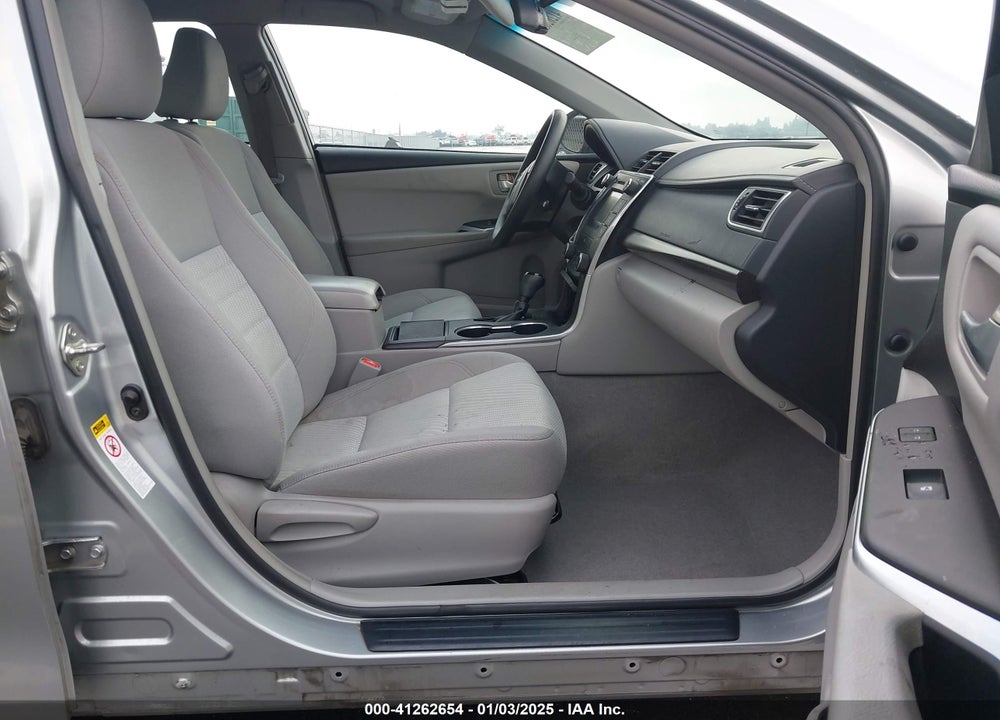2016 TOYOTA CAMRY LE VIN: 4T4BF1FK5GR517272