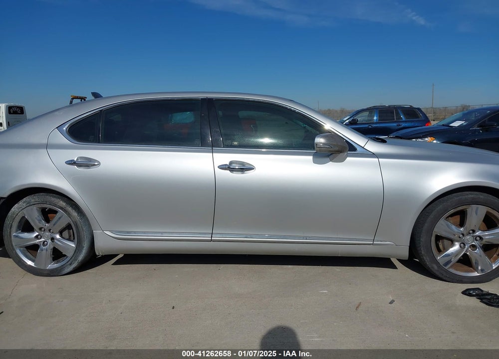 2010 LEXUS LS 460 L VIN: JTHGL5EF4A5041475