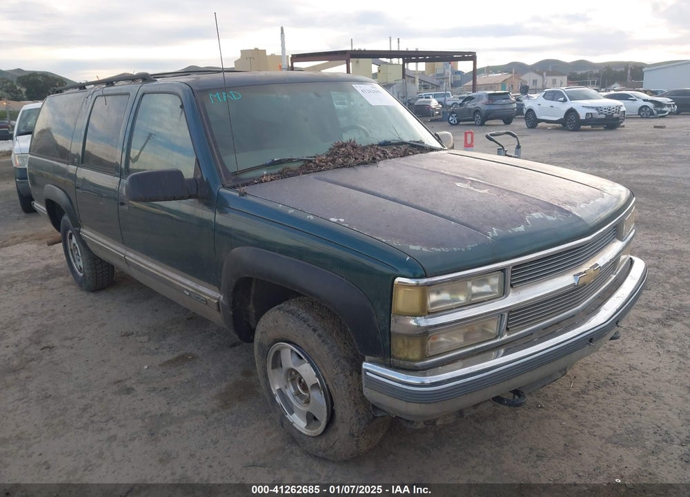 1998 CHEVROLET SUBURBAN 1500 VIN: 1GNFK16R6WJ346600