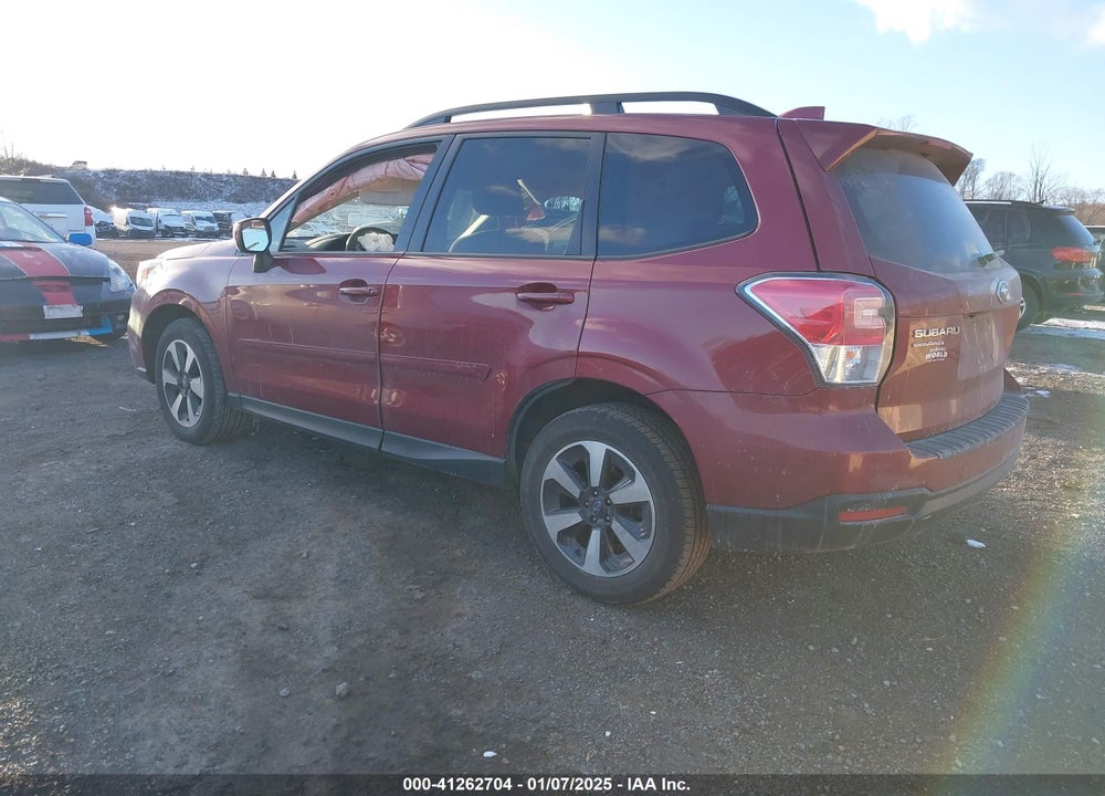 2018 SUBARU FORESTER 2.5I PREMIUM VIN: JF2SJAGC1JH592895