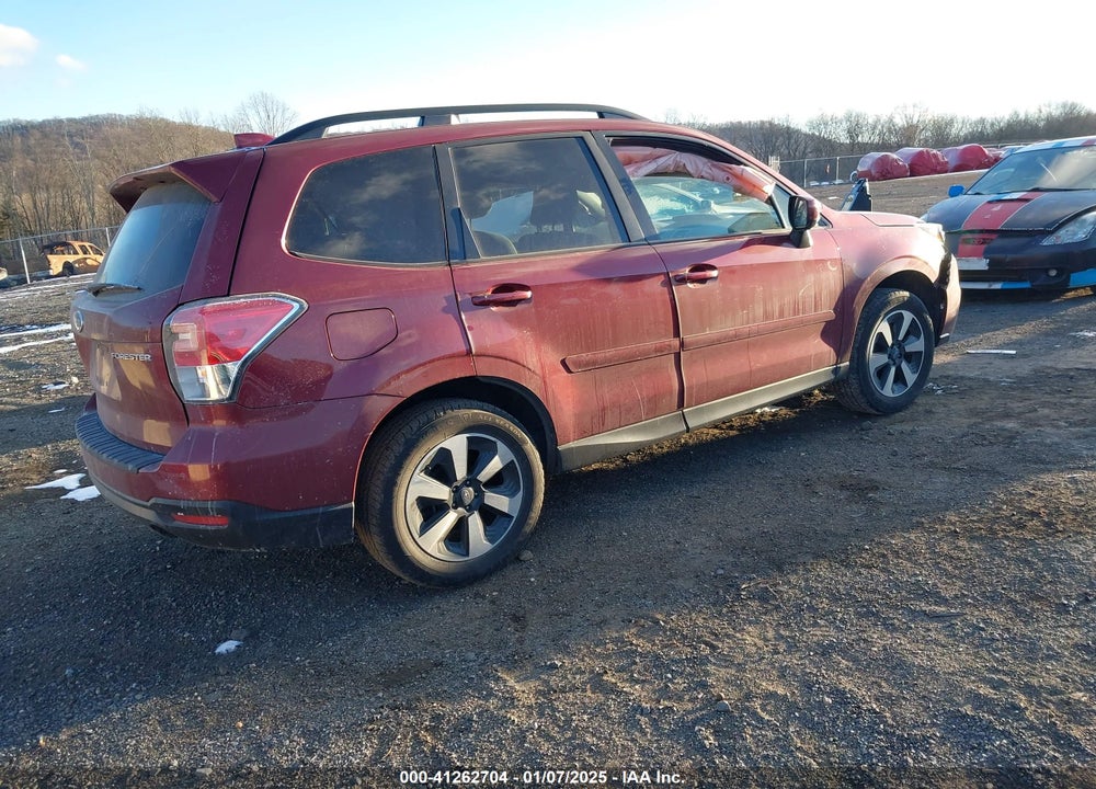 2018 SUBARU FORESTER 2.5I PREMIUM VIN: JF2SJAGC1JH592895