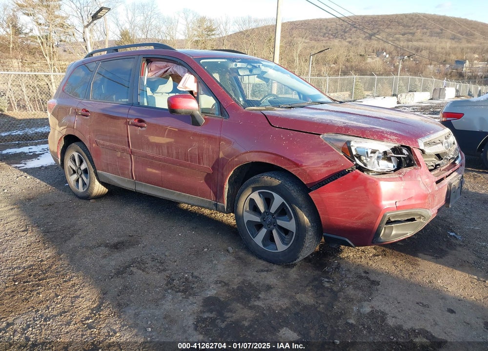 2018 SUBARU FORESTER 2.5I PREMIUM VIN: JF2SJAGC1JH592895