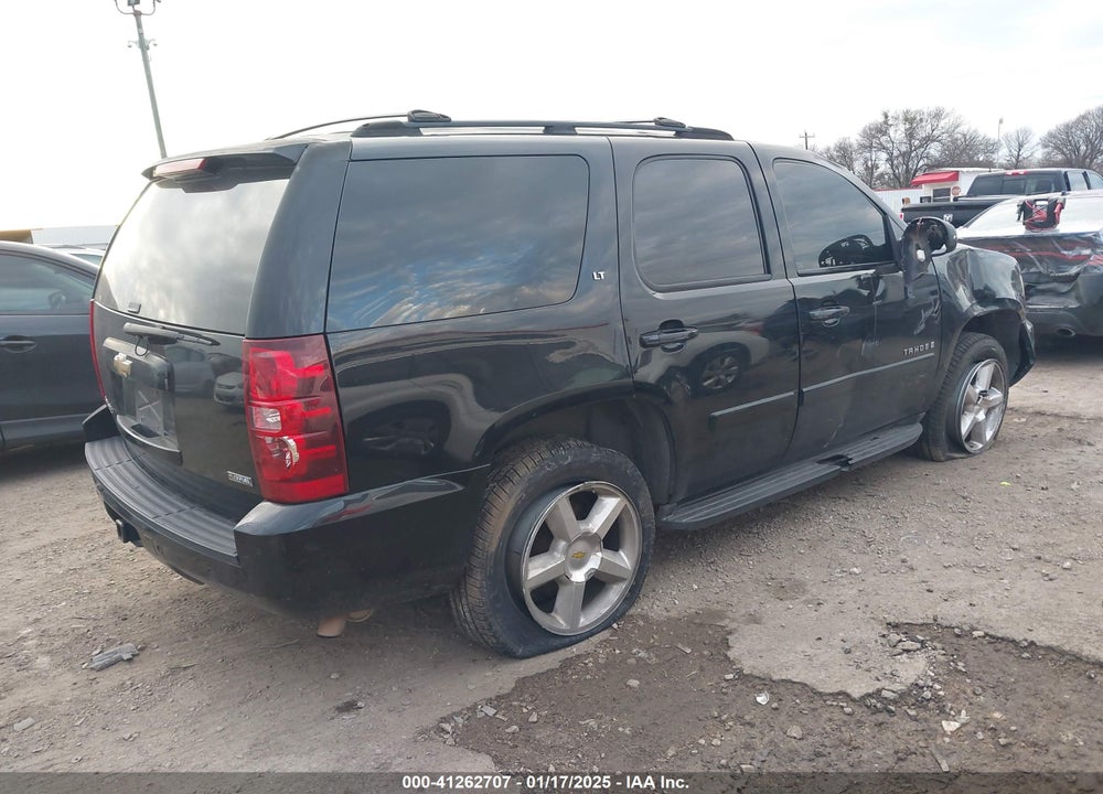 2007 CHEVROLET TAHOE LT VIN: 1GNFC130X7R302685