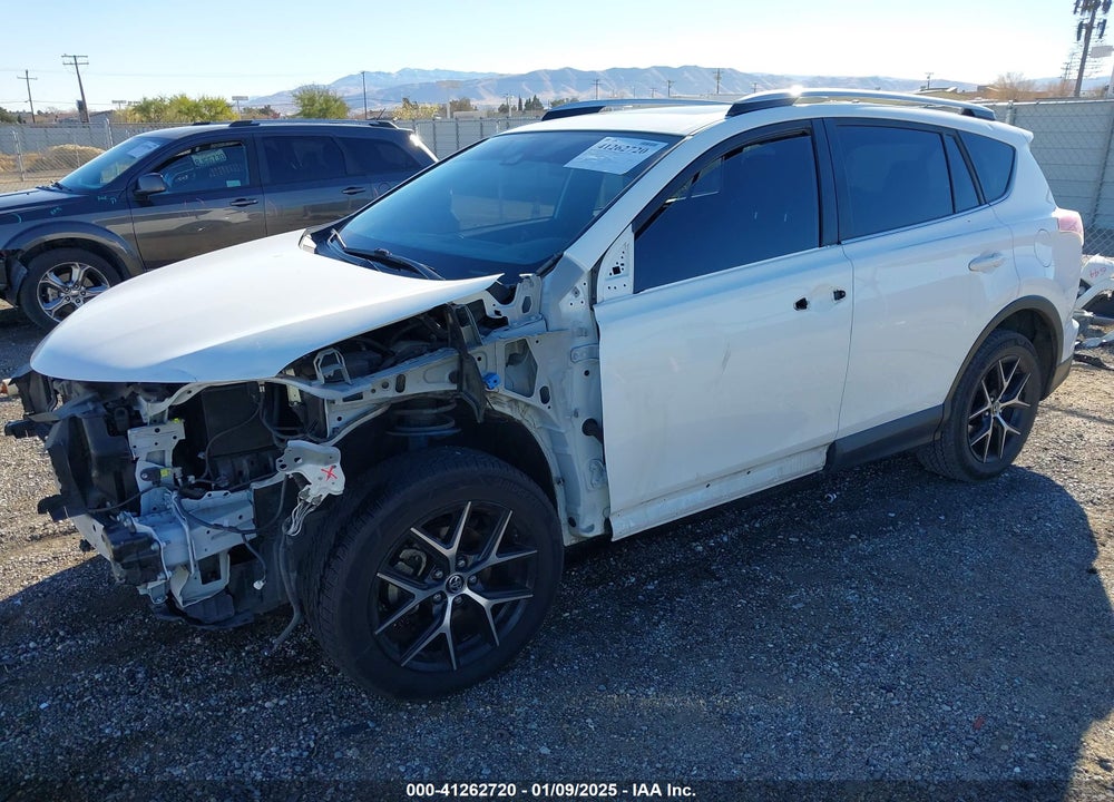 2016 TOYOTA RAV4 SE VIN: JTMNFREV0GJ090672