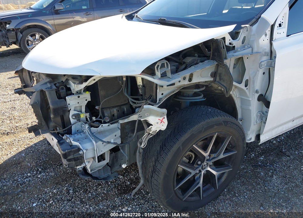 2016 TOYOTA RAV4 SE VIN: JTMNFREV0GJ090672