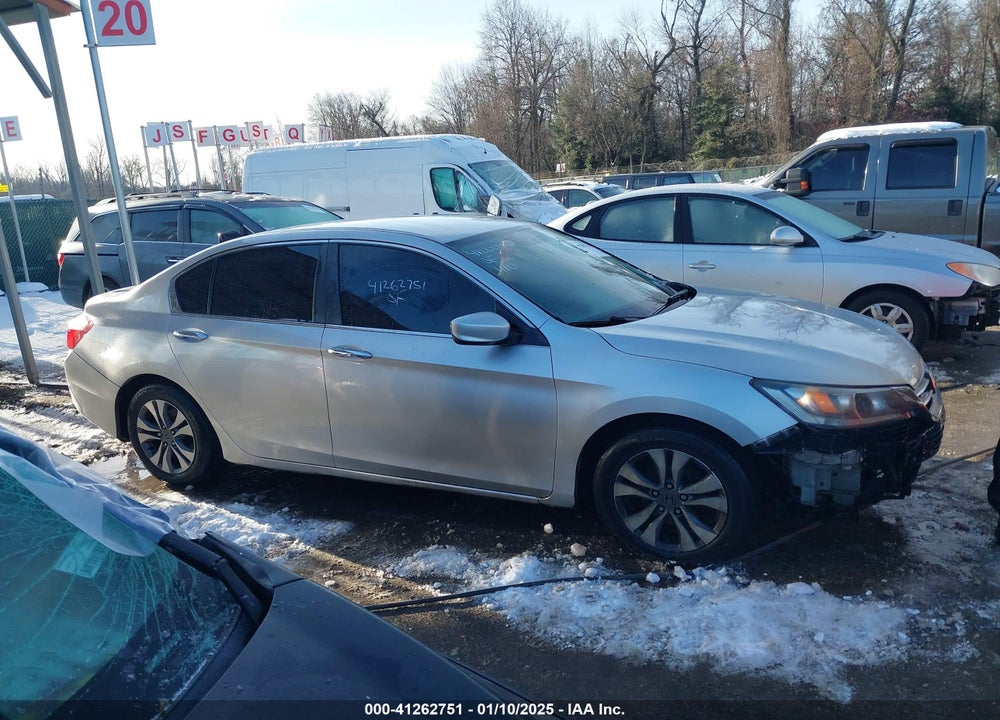 2013 HONDA ACCORD VIN: 1HGCR2F34DA277820