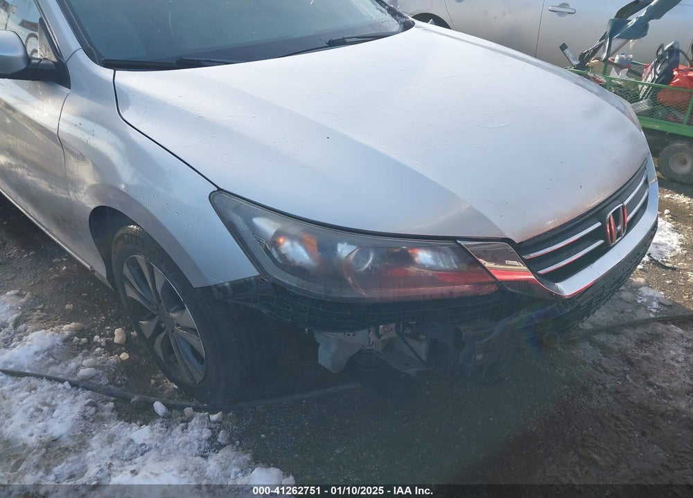 2013 HONDA ACCORD VIN: 1HGCR2F34DA277820