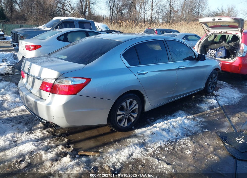 2013 HONDA ACCORD VIN: 1HGCR2F34DA277820