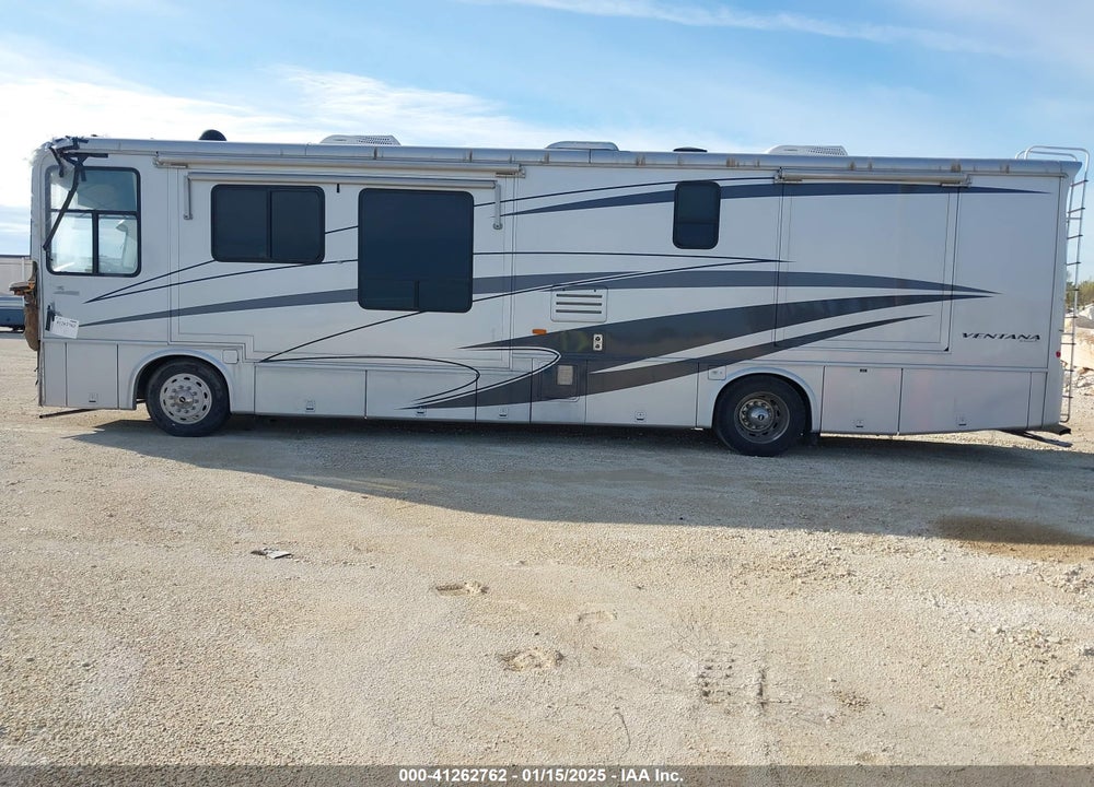 2006 FREIGHTLINER CHASSIS X LINE MOTOR HOME VIN: 4UZAB2DC55CV81270