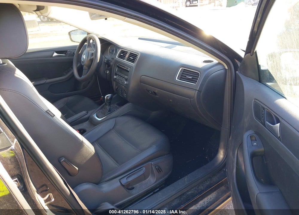 2014 VOLKSWAGEN JETTA VIN: 3VWD17AJXEM366208