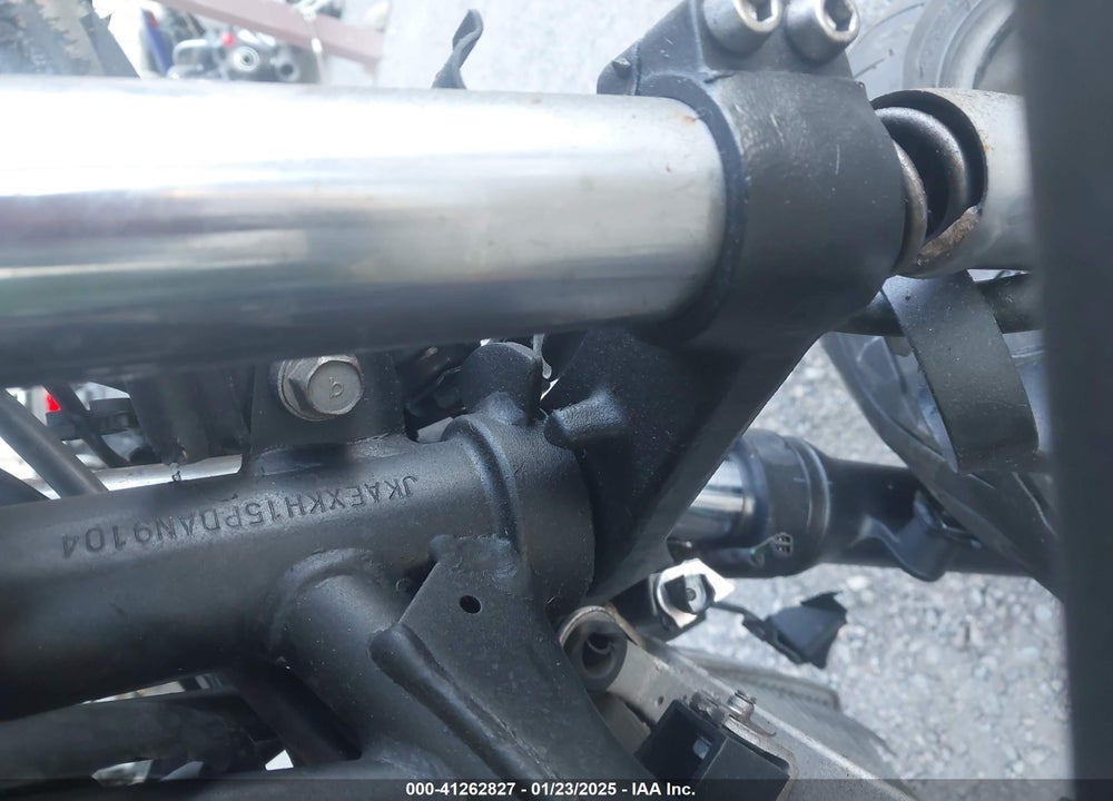 2023 KAWASAKI EX400 VIN: JKAEXKH15PDAN9104