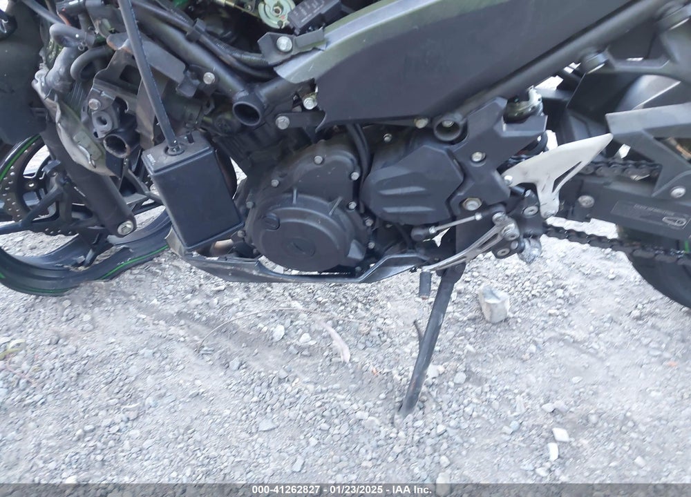 2023 KAWASAKI EX400 VIN: JKAEXKH15PDAN9104