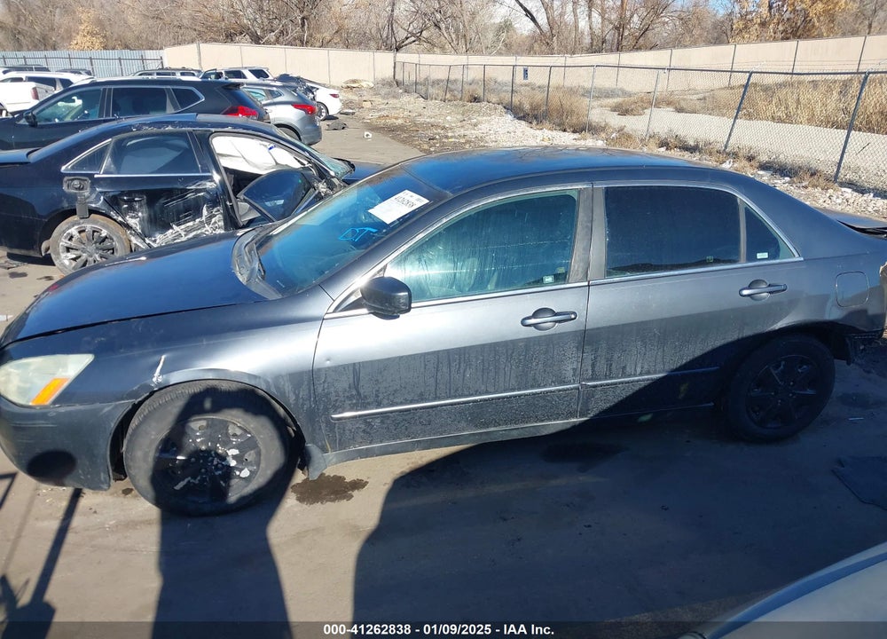 2003 HONDA ACCORD 2.4 LX VIN: 1HGCM563X3A142520
