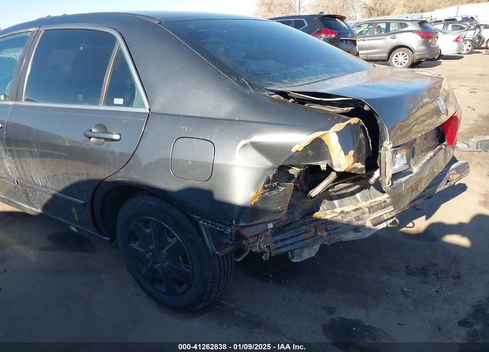 2003 HONDA ACCORD 2.4 LX VIN: 1HGCM563X3A142520
