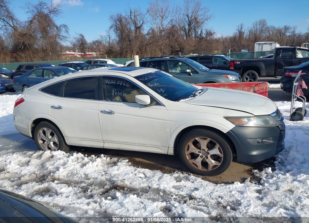 2011 HONDA ACCORD CROSSTOUR EX-L VIN: 5J6TF2H57BL001567