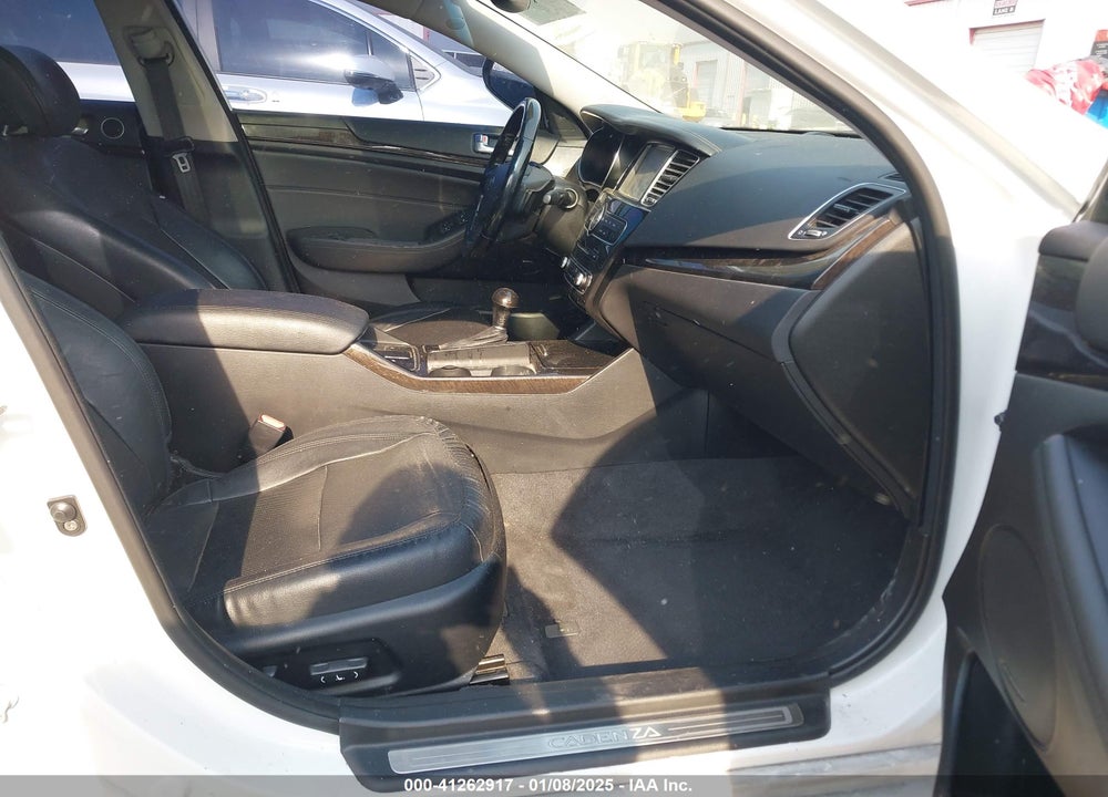 2015 KIA CADENZA VIN: KNALN4D70F5196706