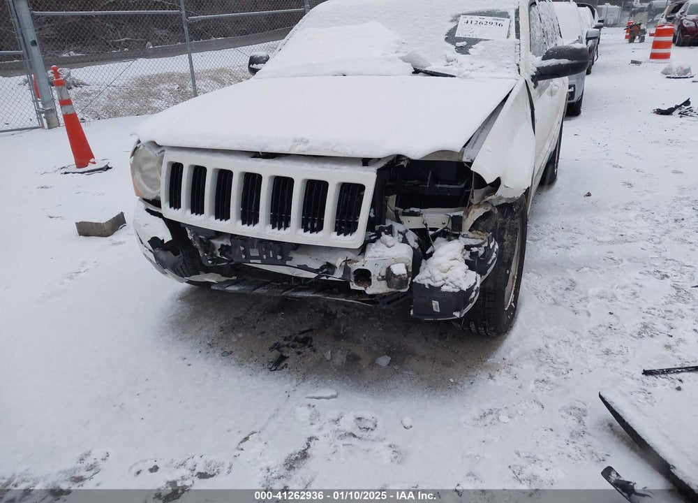 2010 JEEP GRAND CHEROKEE LAREDO VIN: 1J4PR4GK4AC151324