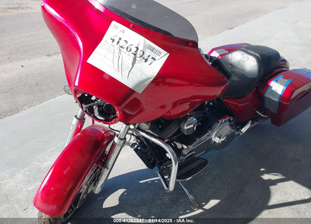 2013 HARLEY-DAVIDSON FLHX STREET GLIDE VIN: 1HD1KBM13DB644582