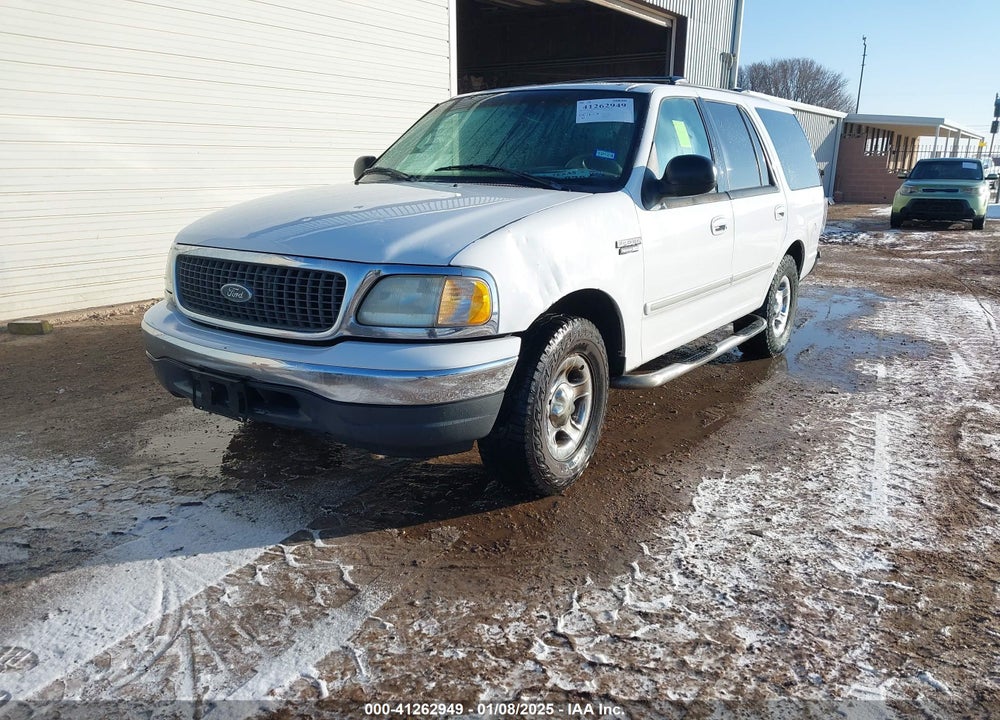 2002 FORD EXPEDITION XLT VIN: 1FMRU15W82LA62127