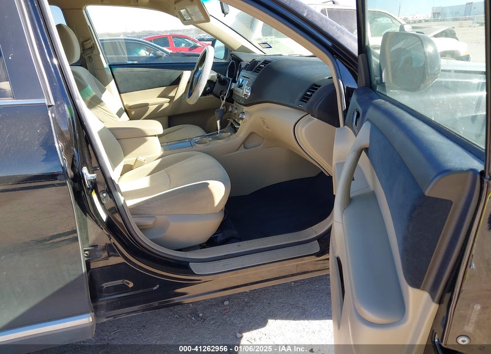 2012 TOYOTA HIGHLANDER SE VIN: 5TDZA3EH6CS029802