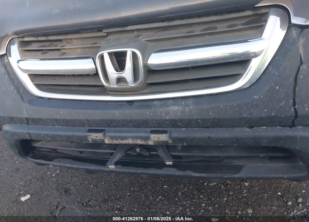2004 HONDA CR-V LX VIN: JHLRD78484C037879