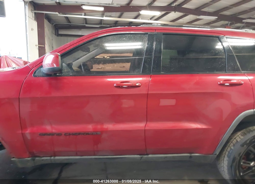 2011 JEEP GRAND CHEROKEE LAREDO VIN: 1J4RR4GG6BC525907