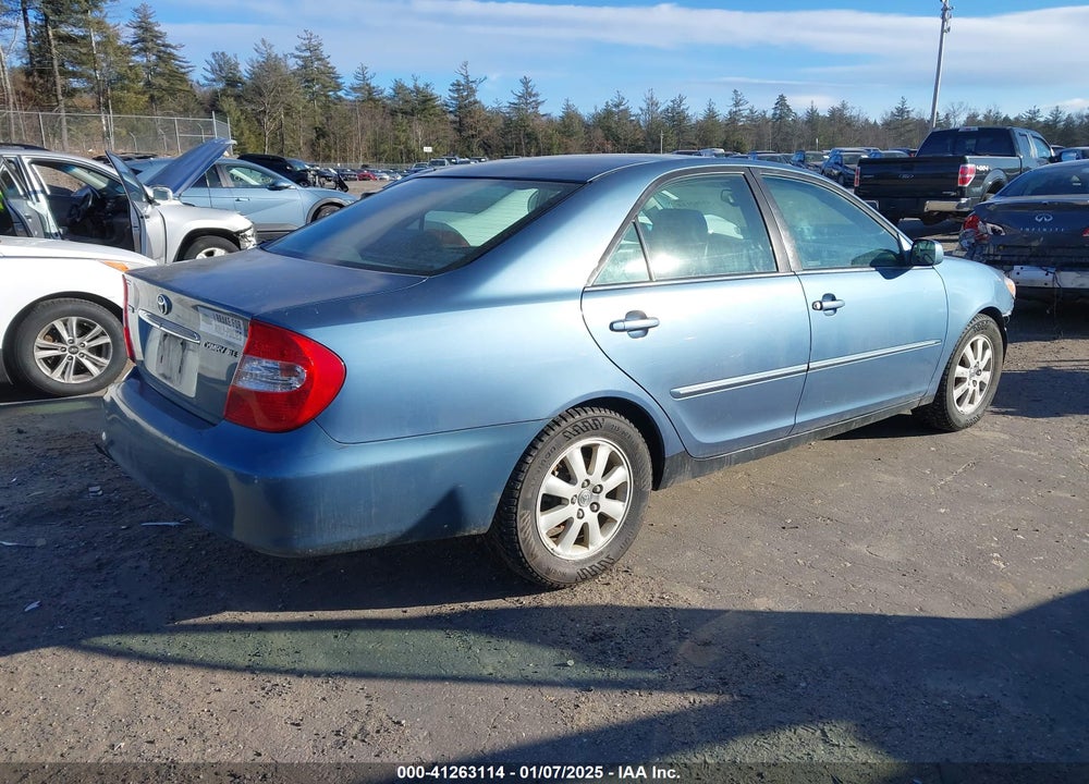2002 TOYOTA CAMRY XLE VIN: 4T1BE30K32U604520
