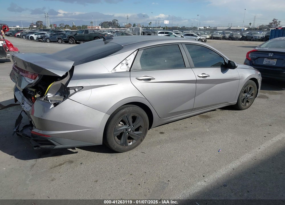 2023 HYUNDAI ELANTRA VIN: KMHLM4AG9PU470188