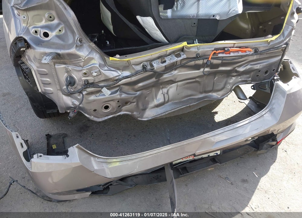 2023 HYUNDAI ELANTRA VIN: KMHLM4AG9PU470188