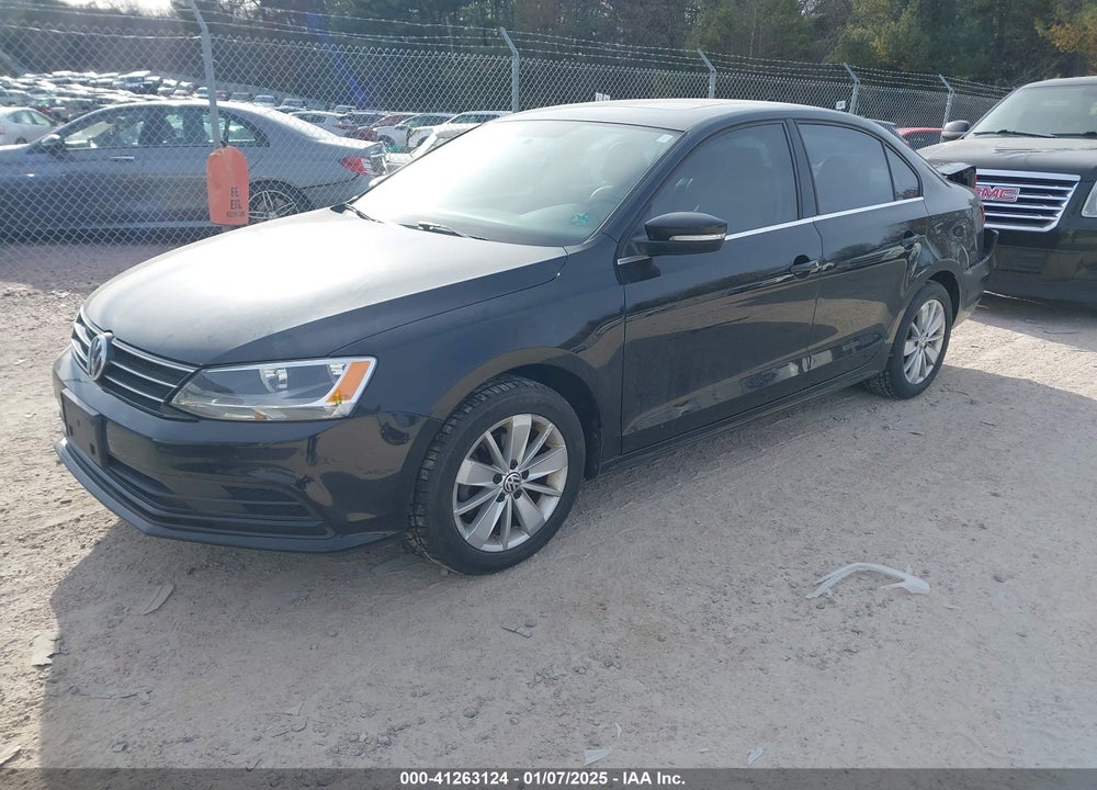 2015 VOLKSWAGEN JETTA 1.8T SE VIN: 3VWD07AJ7FM312403