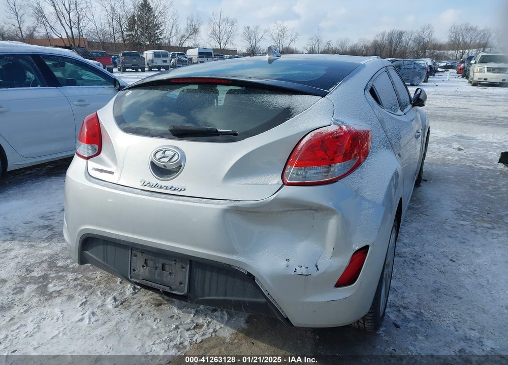 2017 HYUNDAI VELOSTER VIN: KMHTC6AD5HU306300