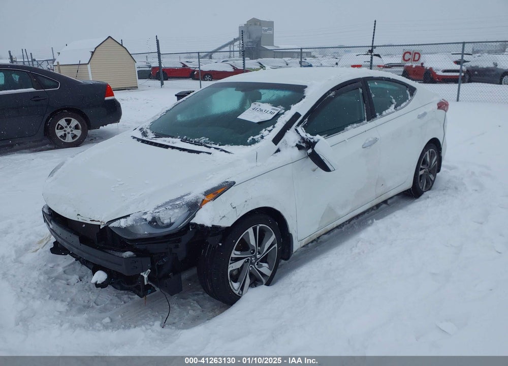 2014 HYUNDAI ELANTRA VIN: 5NPDH4AE3EH515533